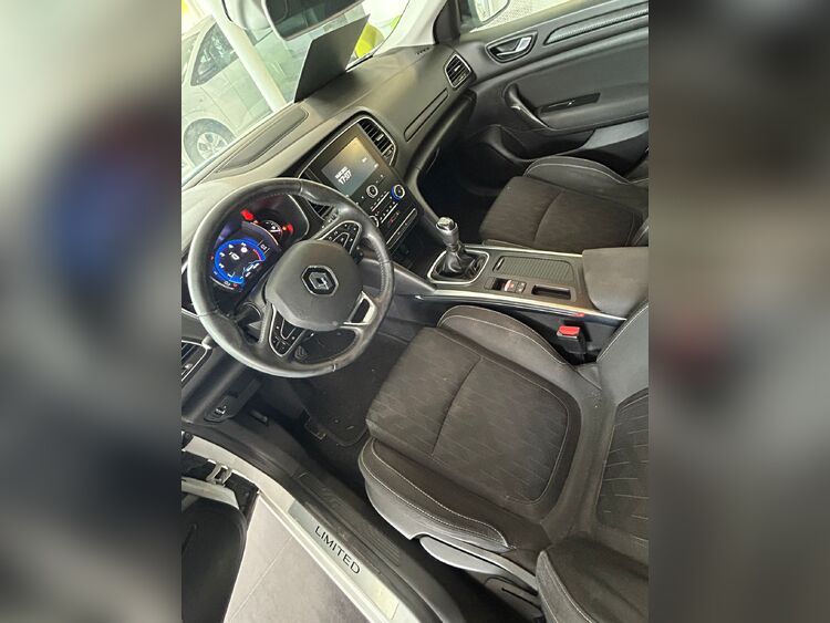Renault Megane TCE90 foto 4